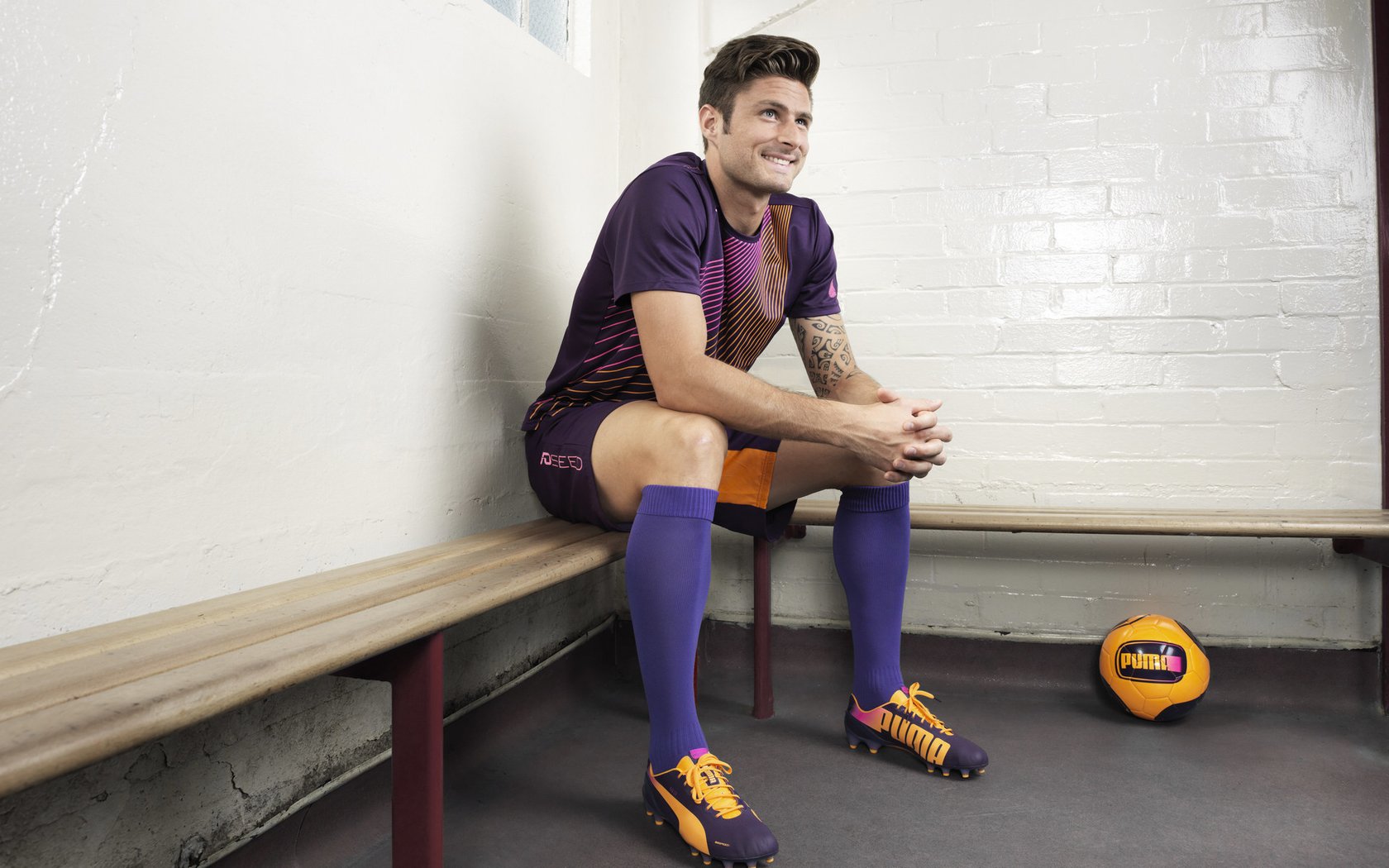 _快船迎战劲敌,团结一心争取每一场胜利_,快船队的比赛