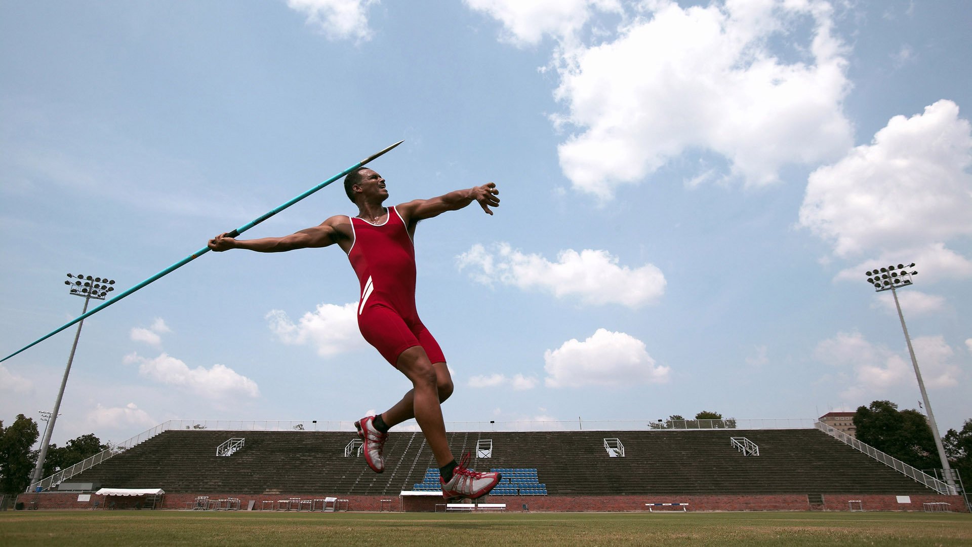 极端天气：影响比赛的自然因素，极端天气_影响比赛的自然因素有哪些